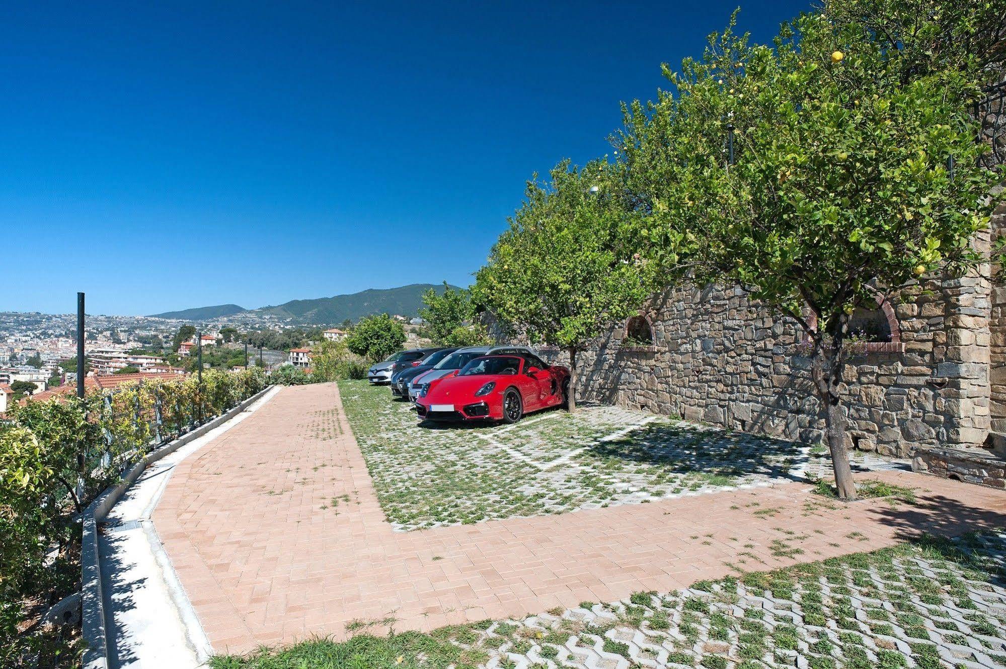 Le Terrazze Appartamenti Vacanze San Remo Exterior foto
