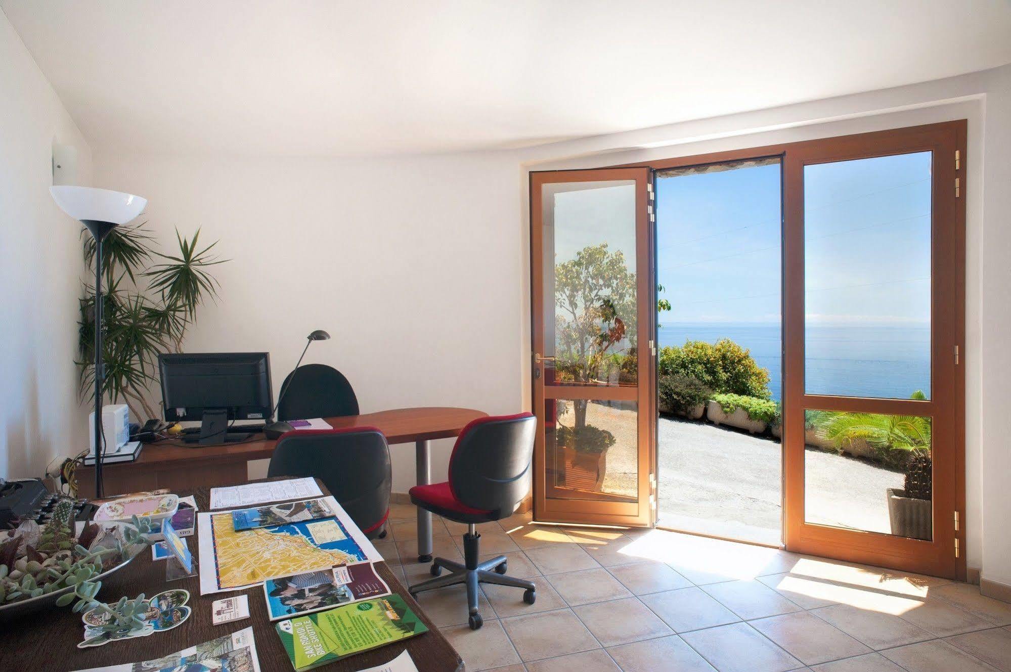 Le Terrazze Appartamenti Vacanze San Remo Exterior foto