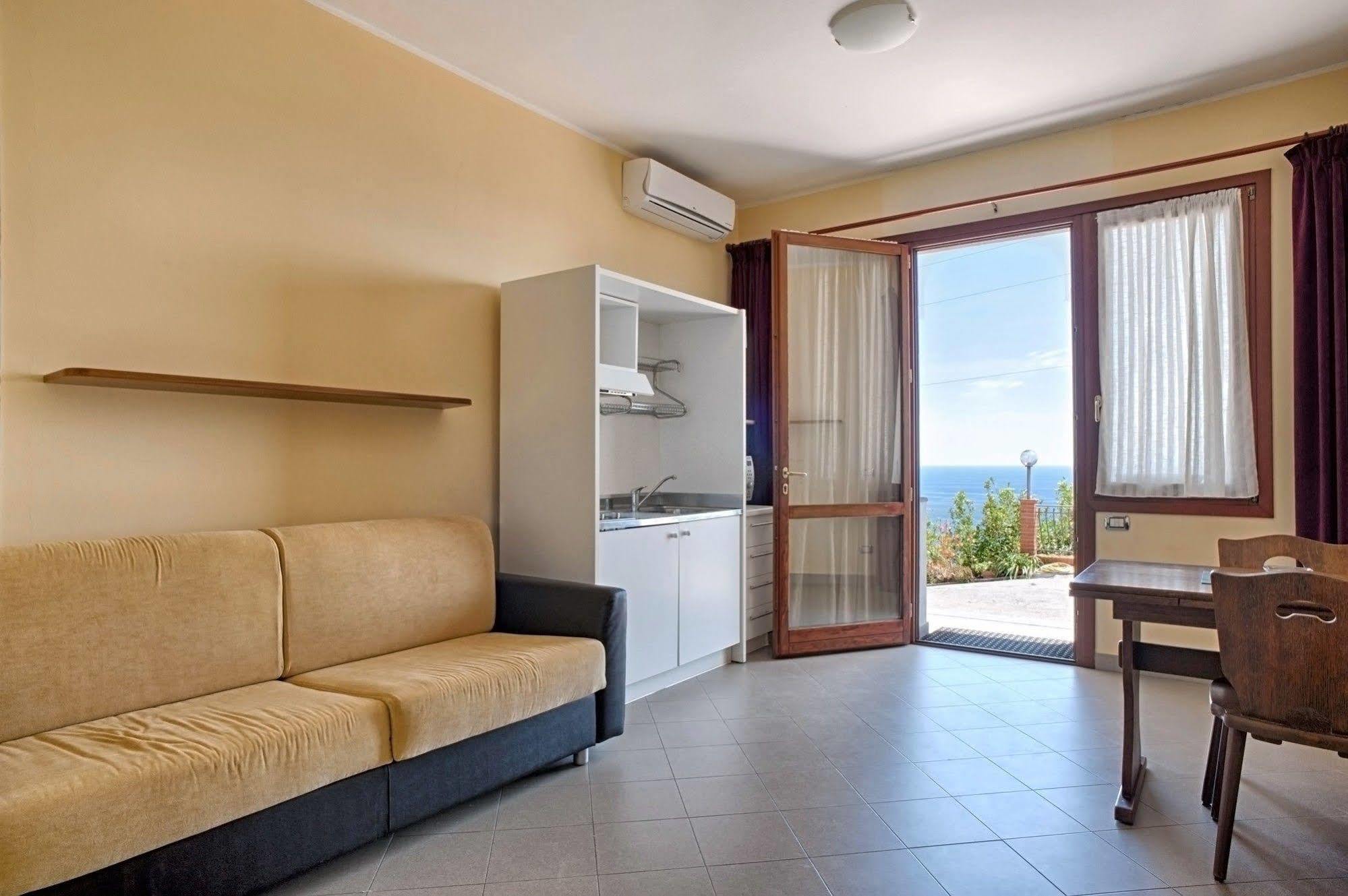 Le Terrazze Appartamenti Vacanze San Remo Exterior foto