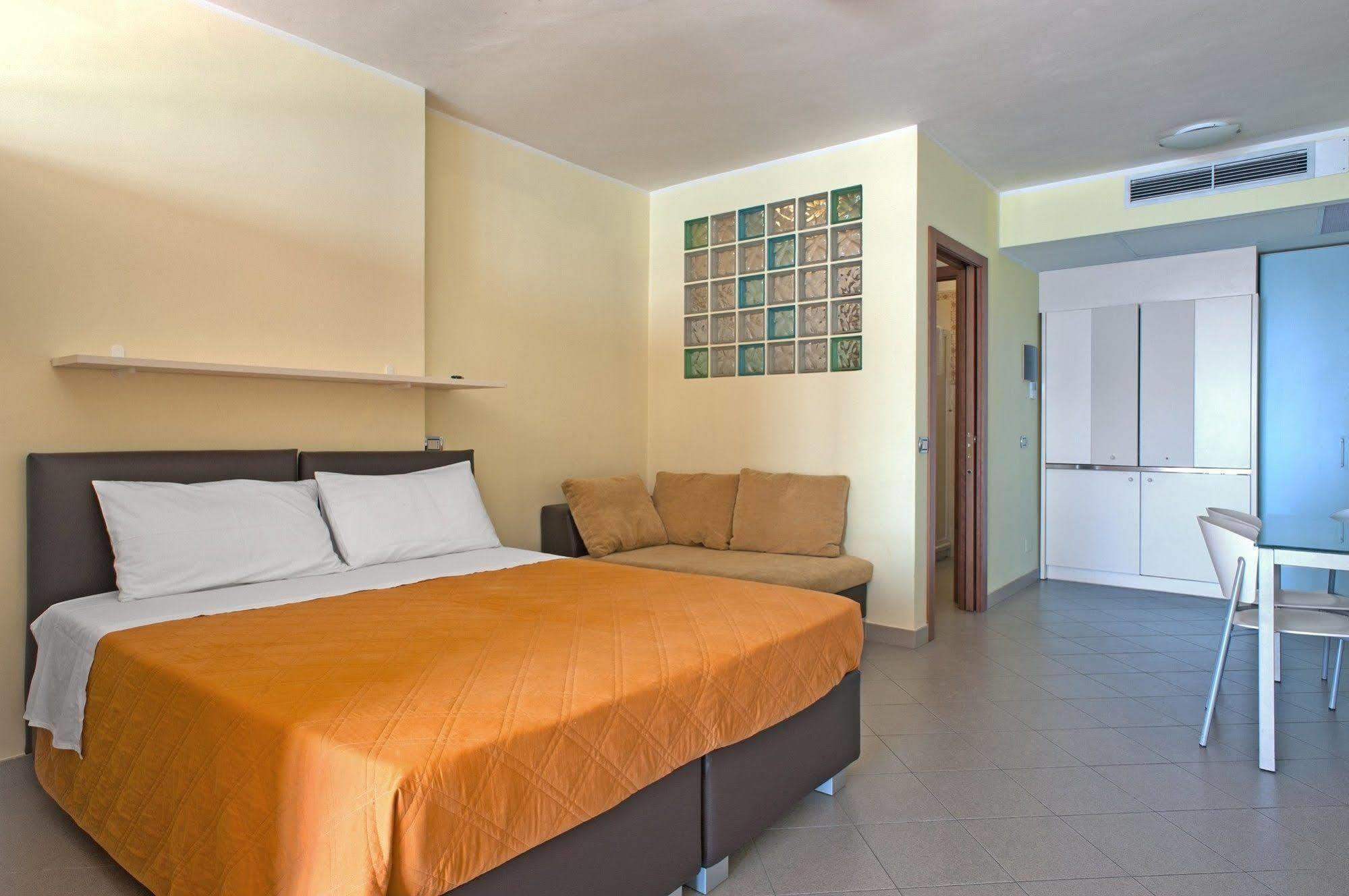 Le Terrazze Appartamenti Vacanze San Remo Exterior foto